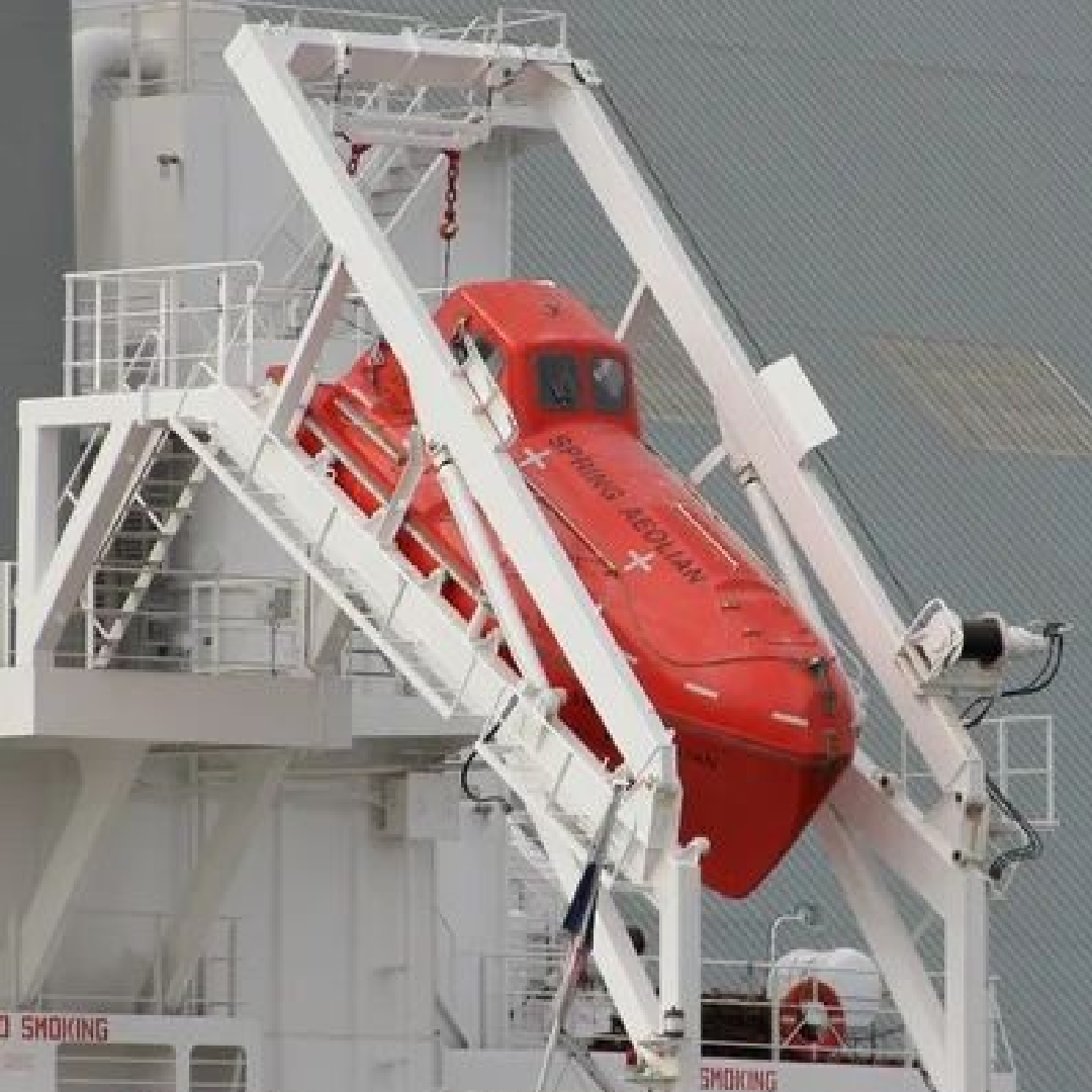 Free Fall Davit Lifeboat - High-Safety Marine Escape