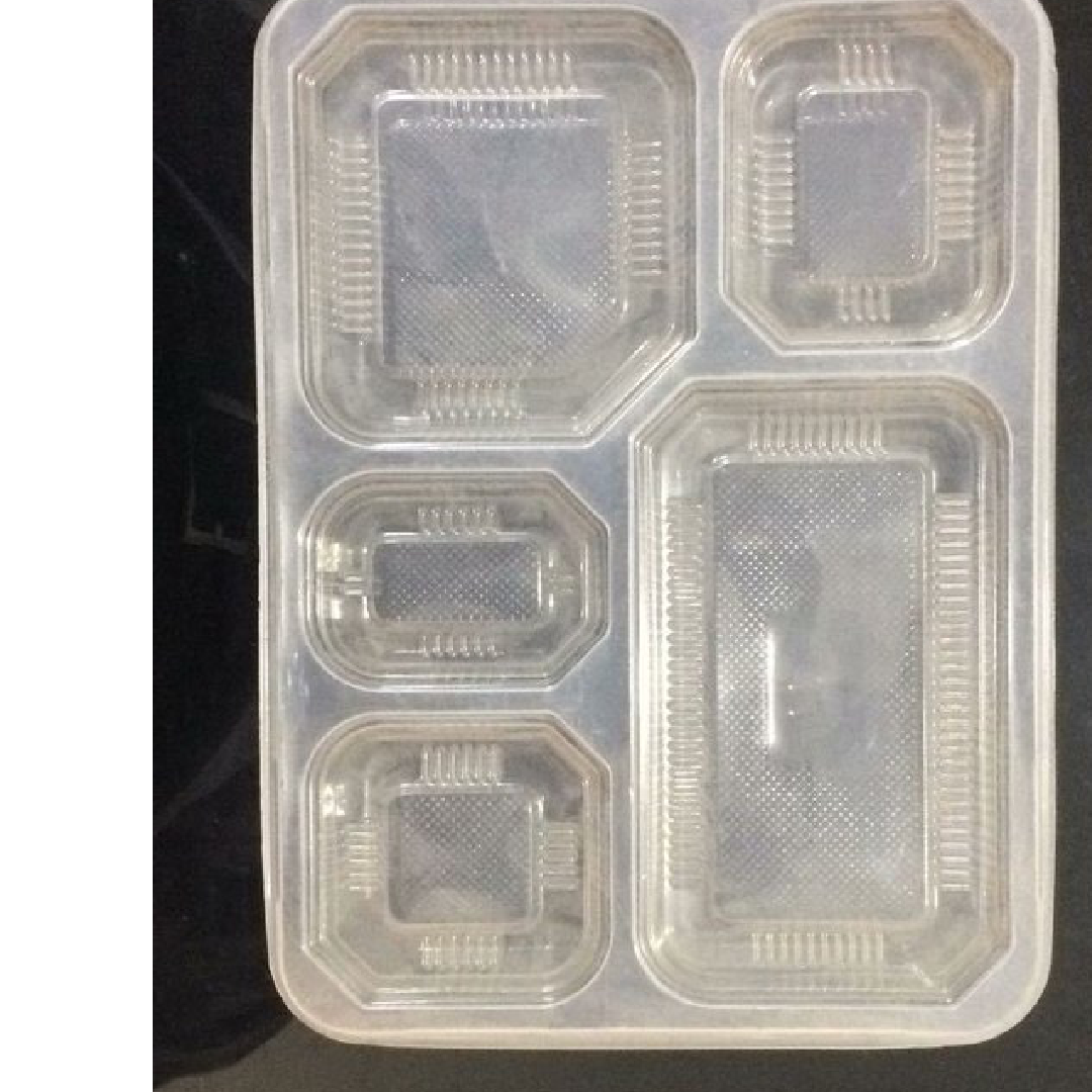 5 Compartment Plastic Disposable Food Tray, Shape: Rectangular