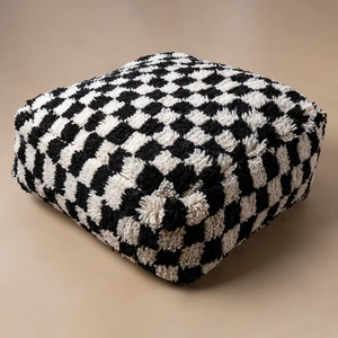 Moroccan Floor Pillows – Relax in Style with Moroccan Charm.