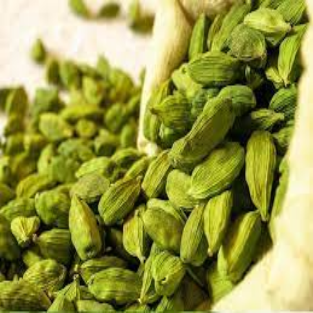 Cardamond For Fresh Aroma And Exotic Taste