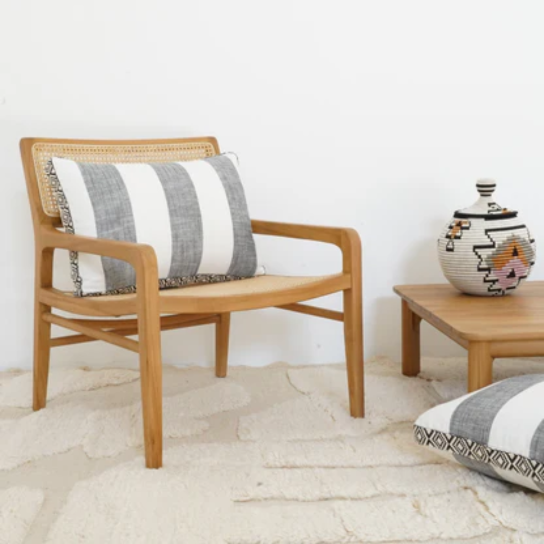 Lounge Chairs UAE Modern Indoor Seating Options