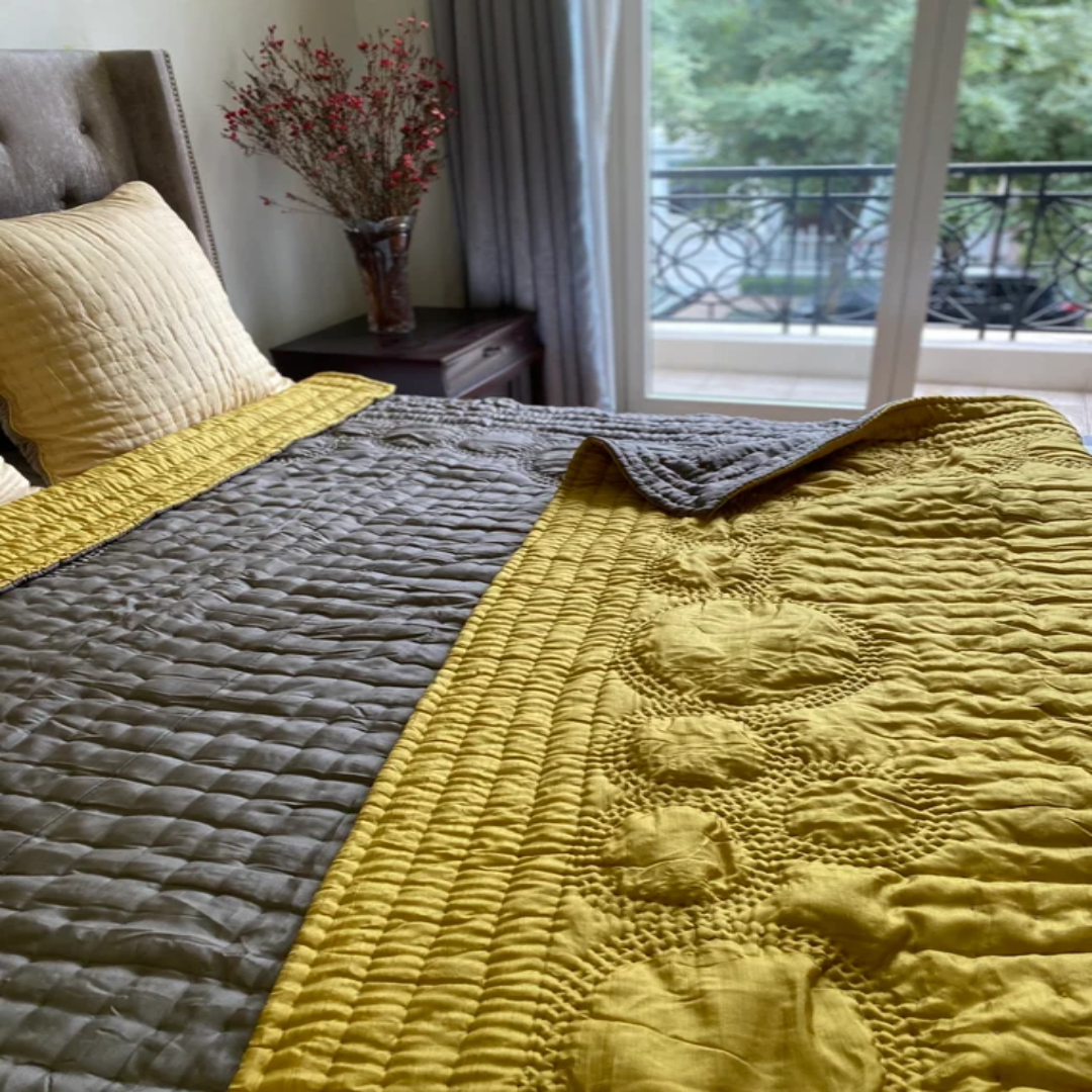 Silk Quilts for Refined Bedding Luxury and Royal Sleep