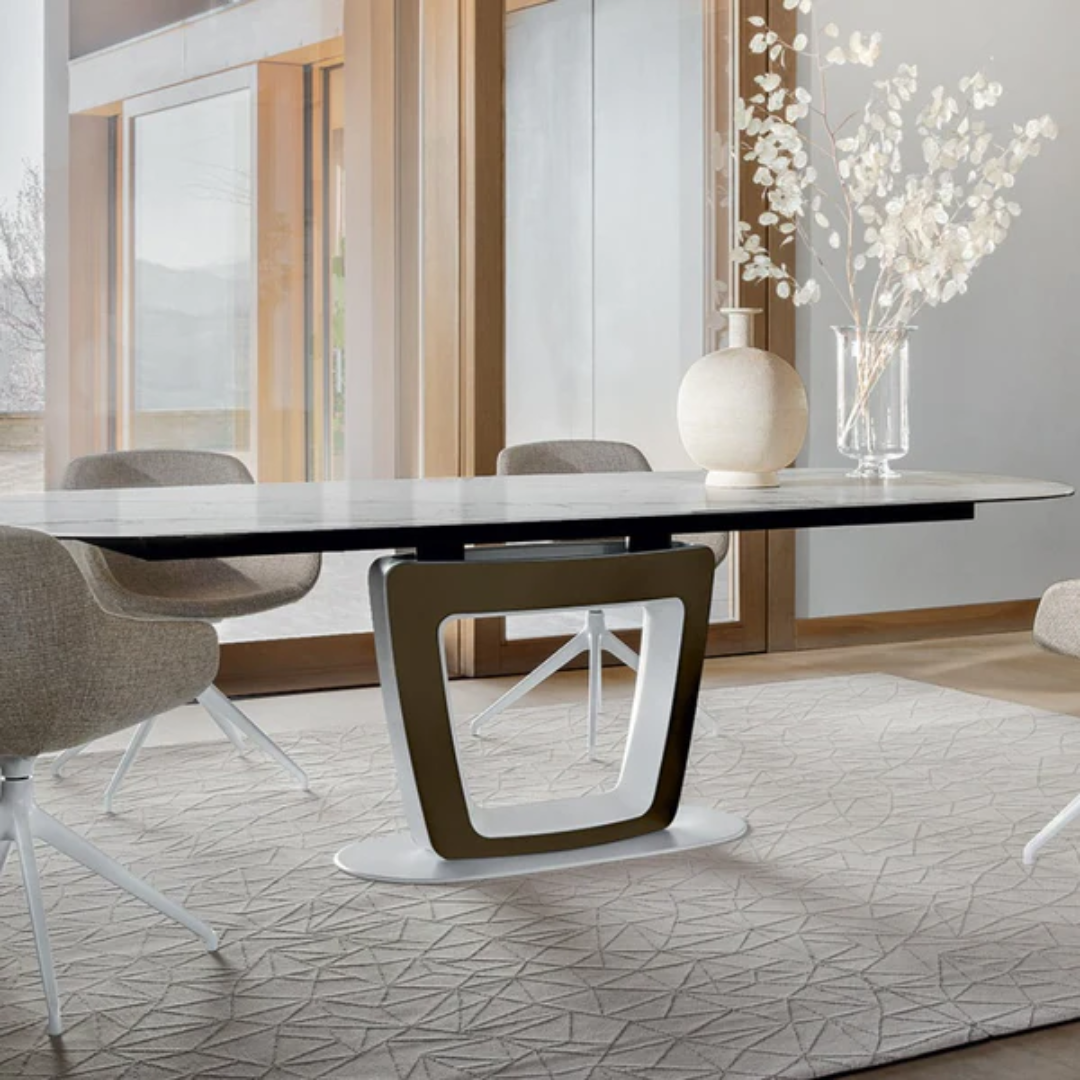 Orbital Extendable Table for Flexible and Stylish Hosting