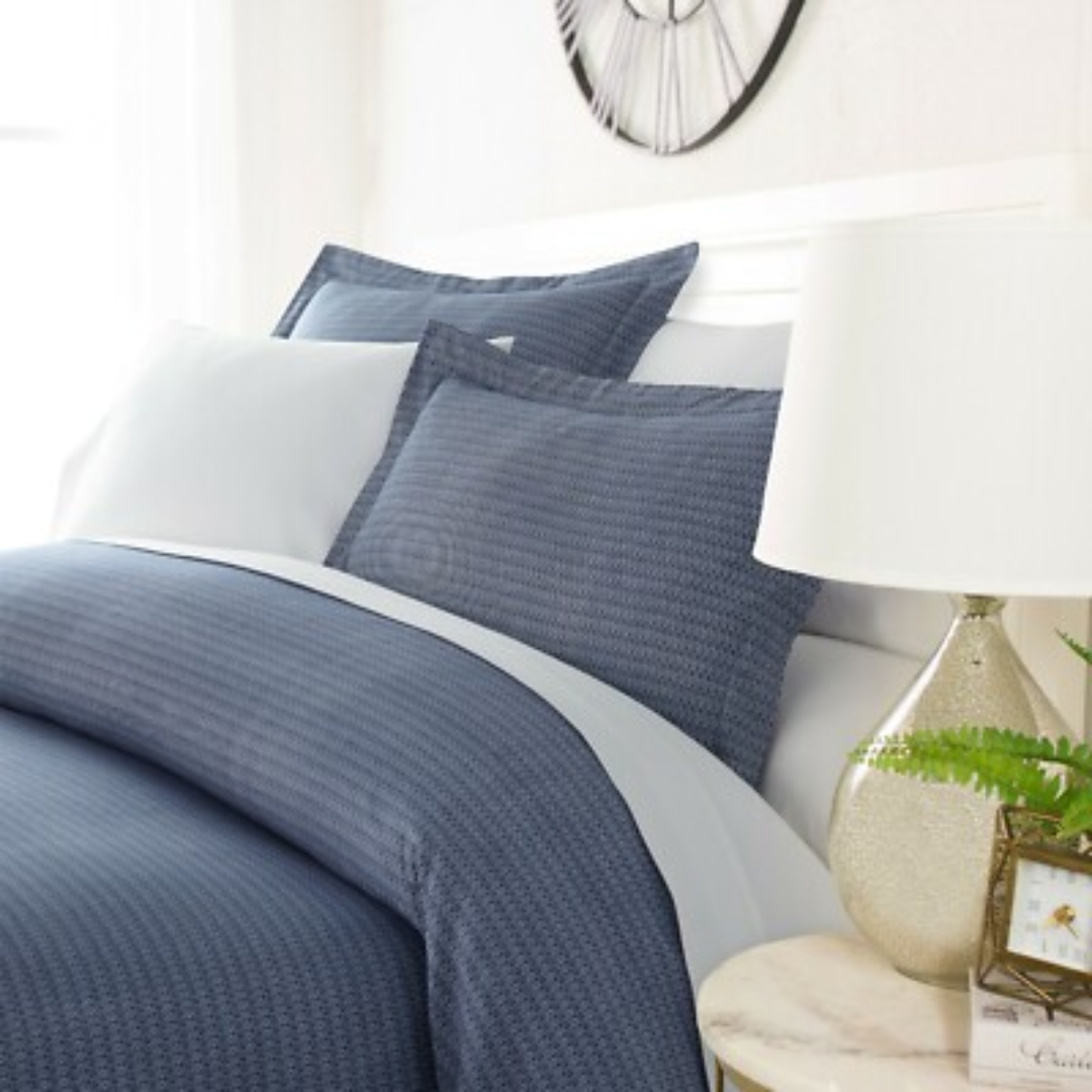 Buy Comforters and Duvets Online for Cozy Comfort